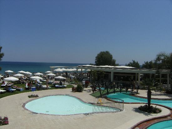 Calypso Palace Фаліракі Ресторан фото